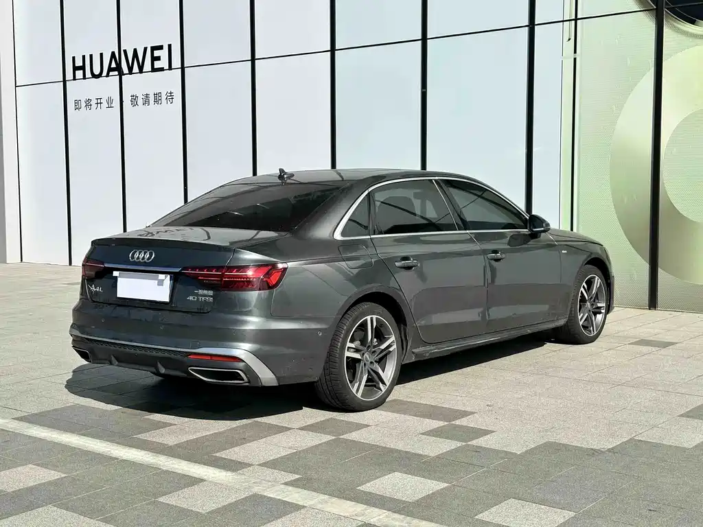 Audi A4L — фото 4