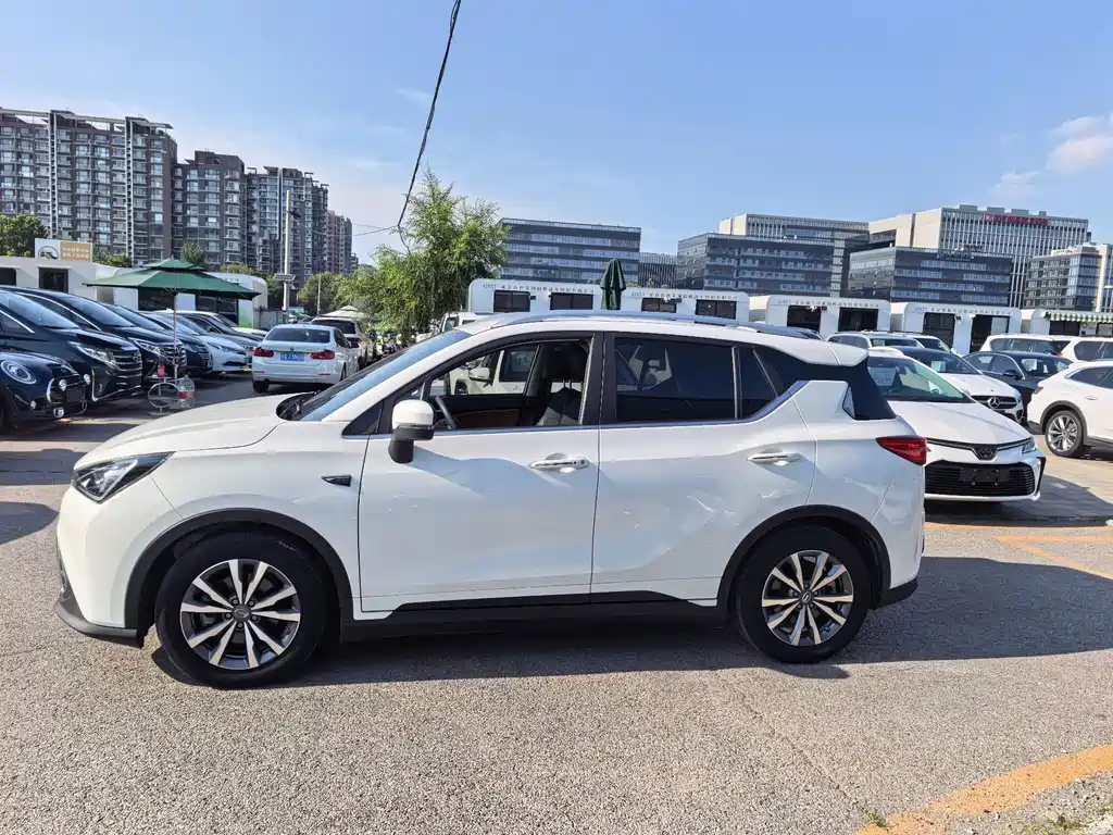 Aion Trumpchi GE3 — фото 3