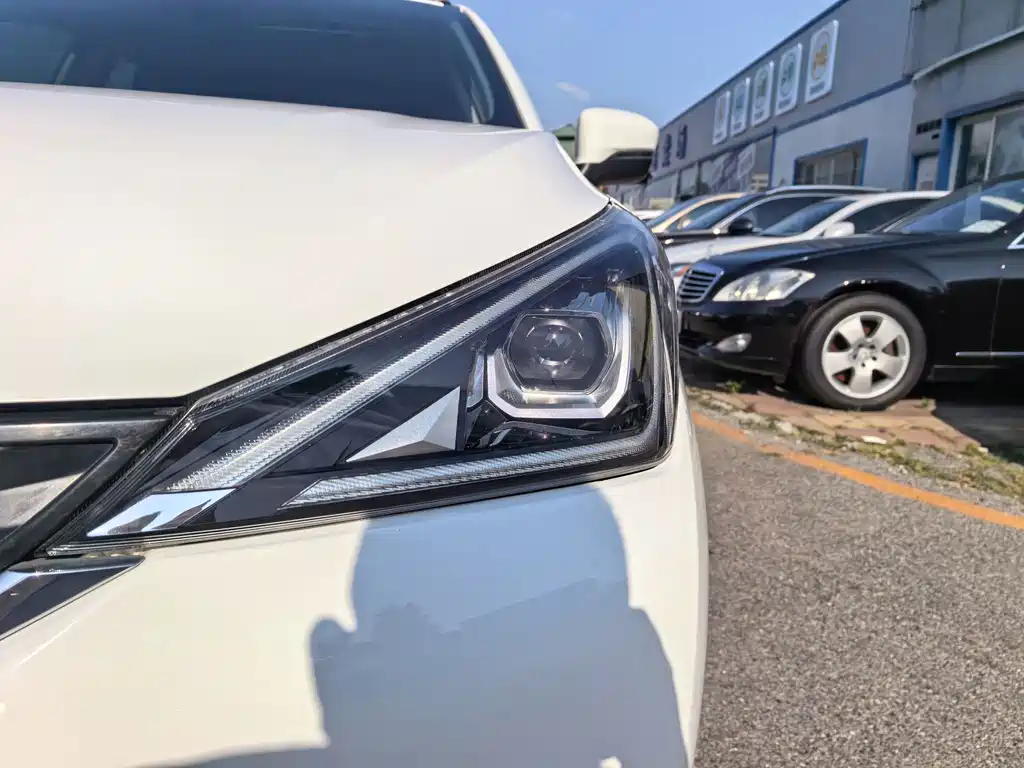 Aion Trumpchi GE3 — фото 5