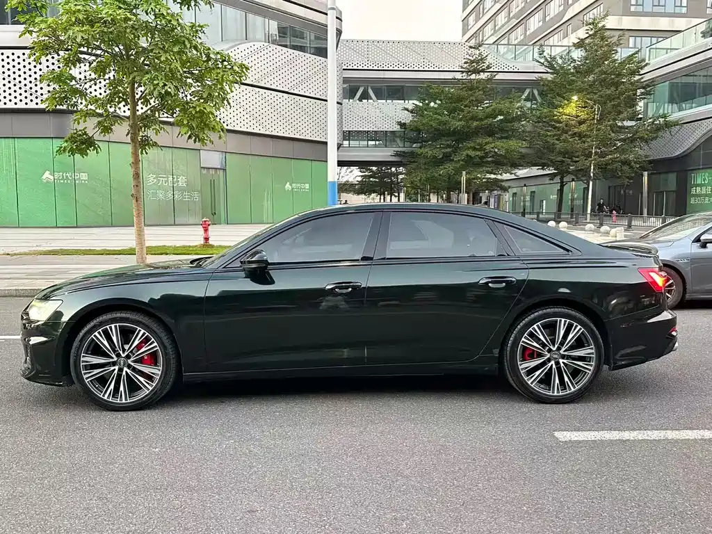 Audi A6L — фото 4