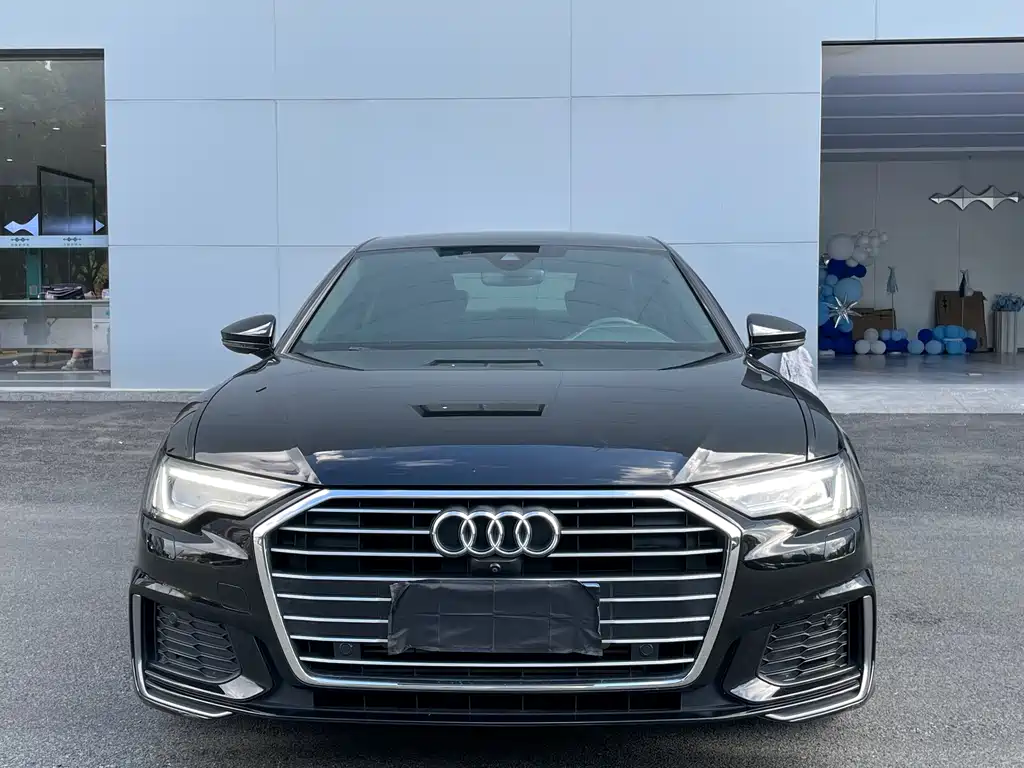 Audi A6L — фото 2