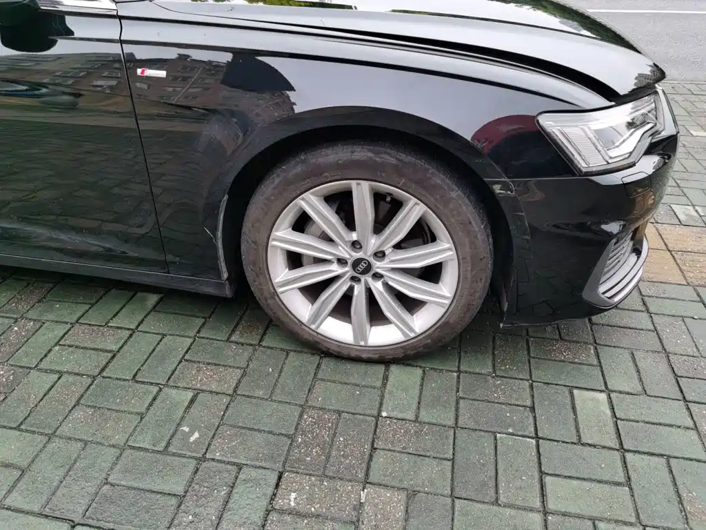 Audi A6 (Import) — фото 8