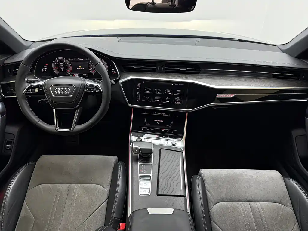 Audi A6L — фото 8