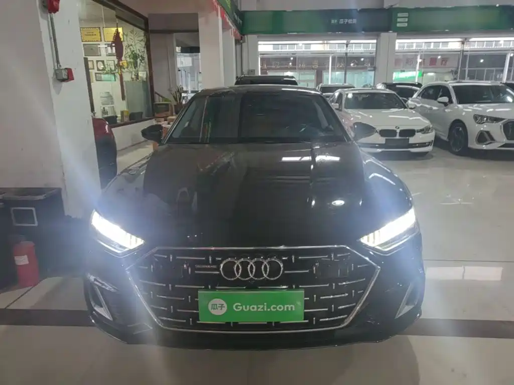 Audi A7L — фото 2