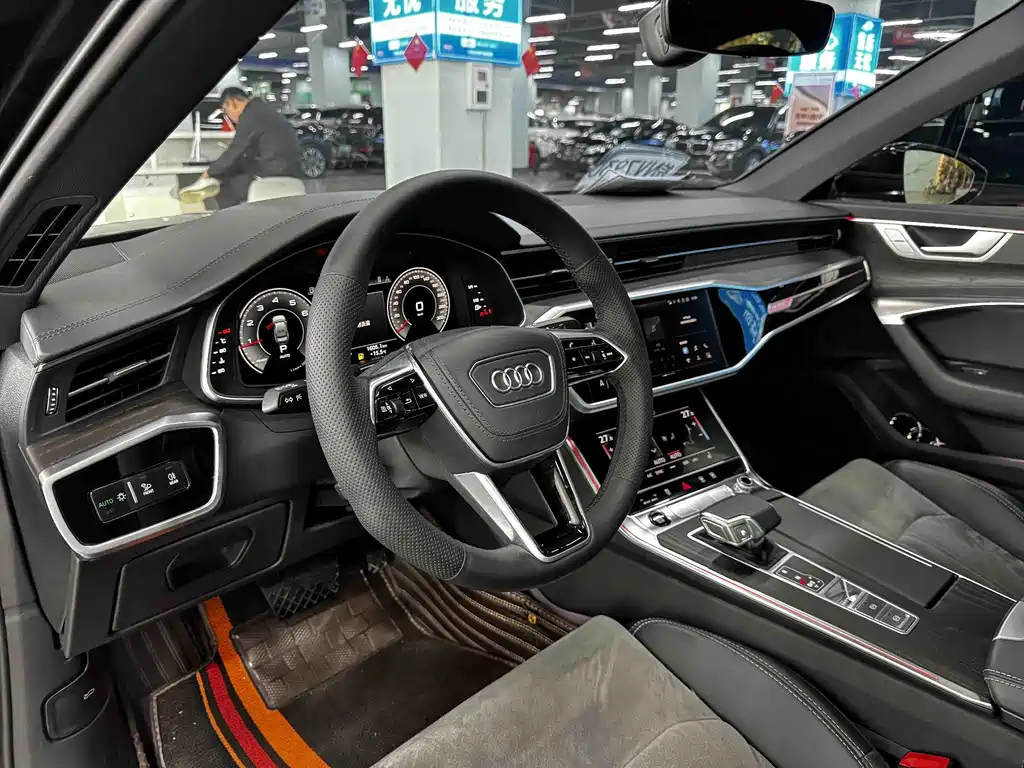 Audi A6L — фото 5