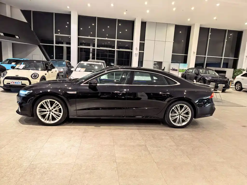 Audi A7L — фото 4