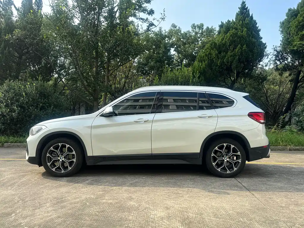 BMW X1 — фото 3
