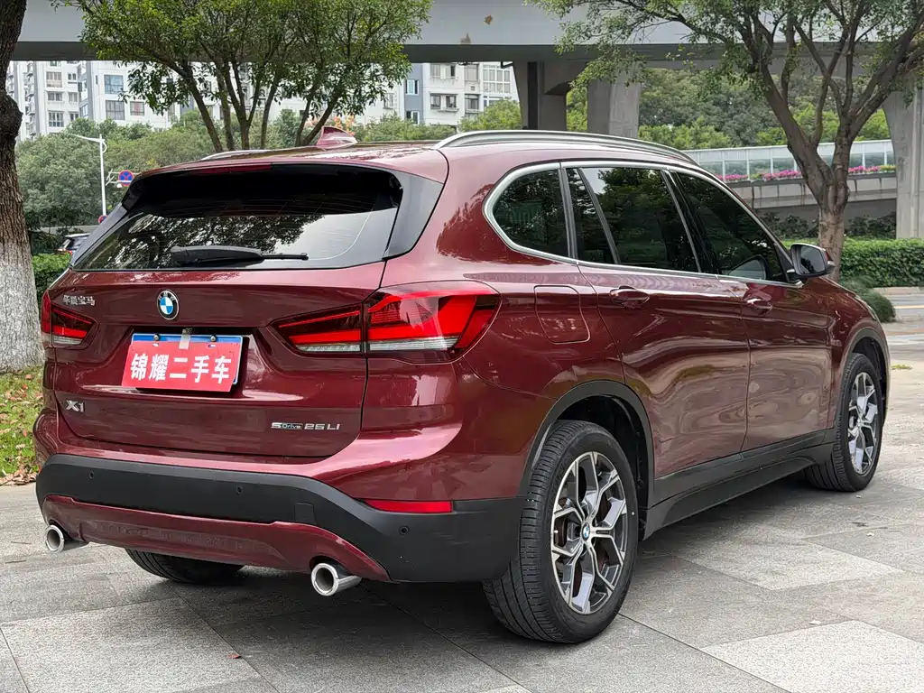 BMW X1 — фото 26