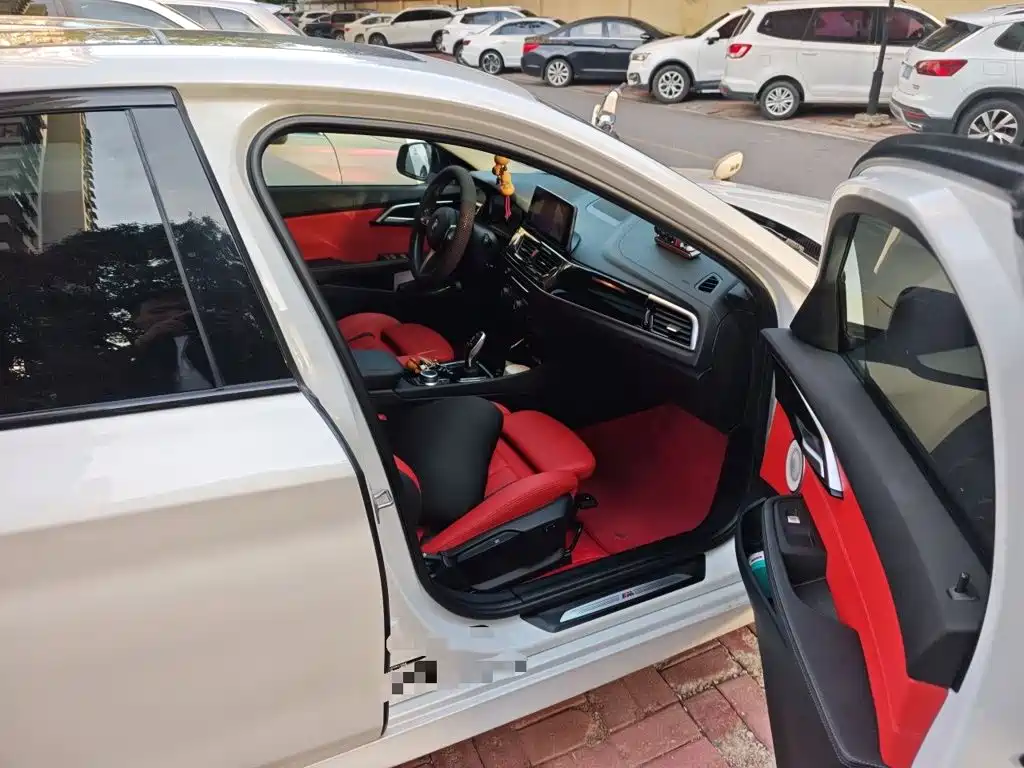 BMW 1 Series — фото 19