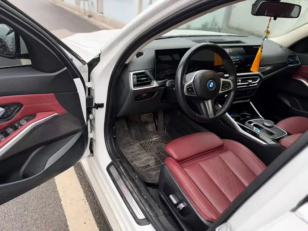 BMW i3 — фото 4