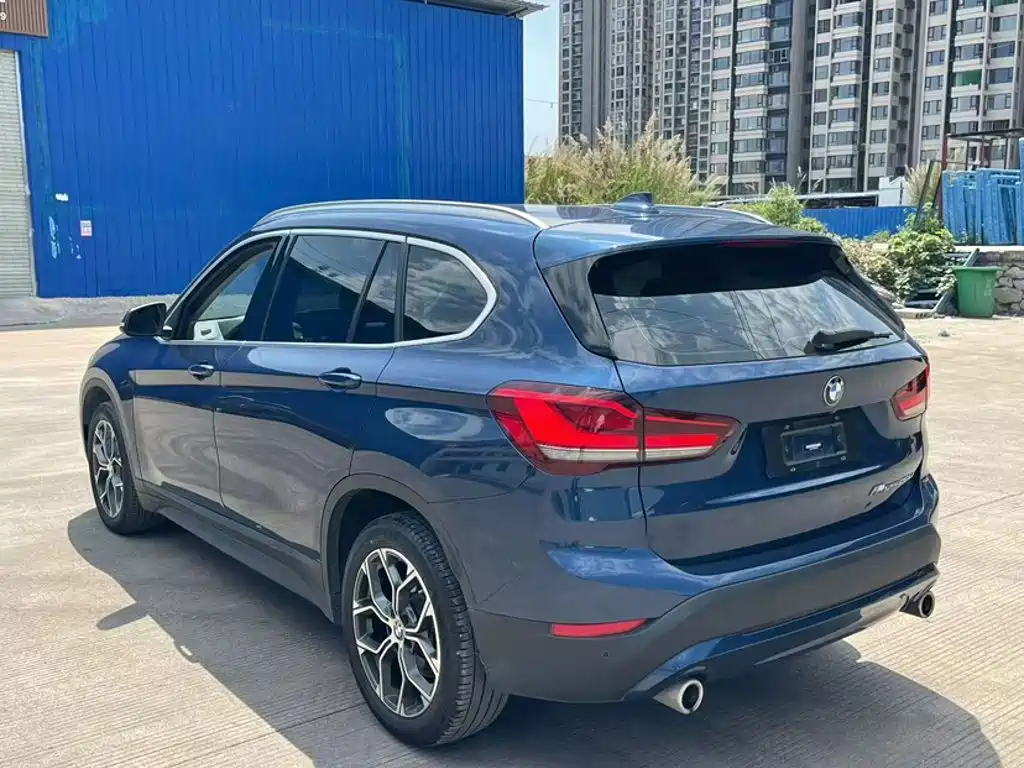 BMW X1 — фото 4