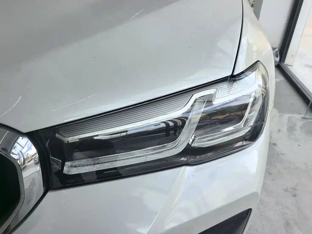 BMW 5 Series New Energy — фото 4