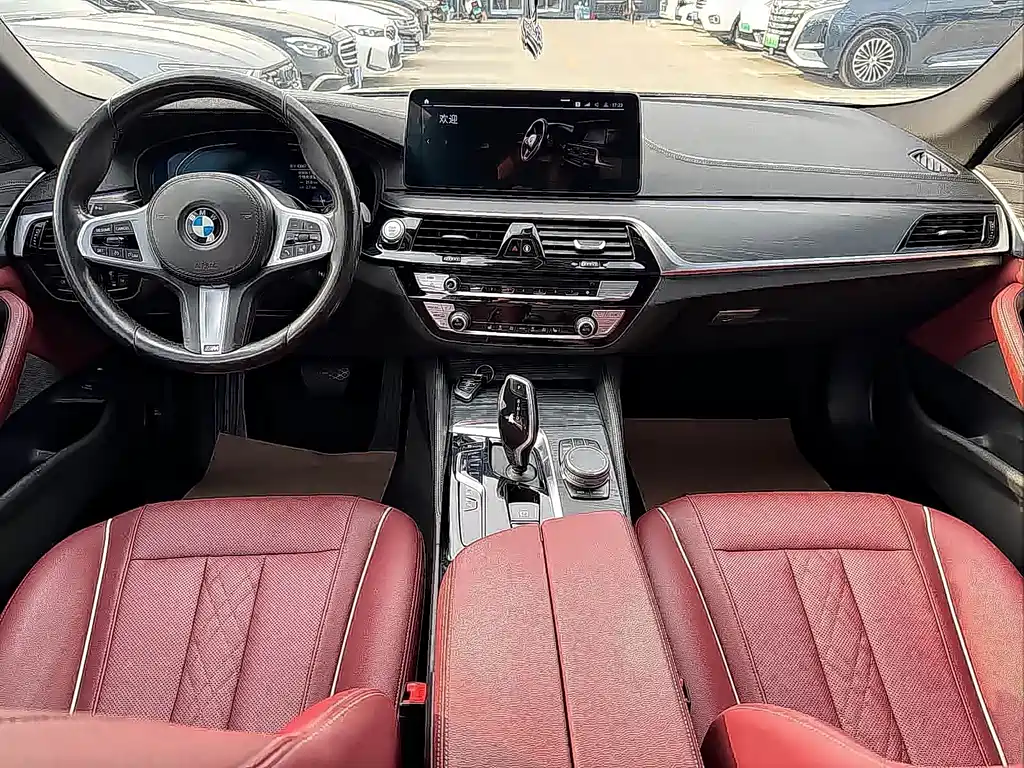 BMW 5 Series New Energy — фото 15