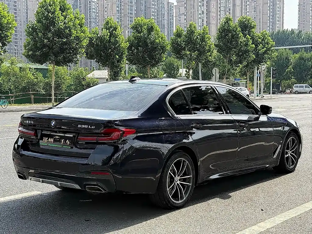 BMW 5 Series New Energy — фото 19