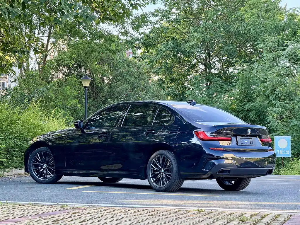 BMW 3 Series — фото 7