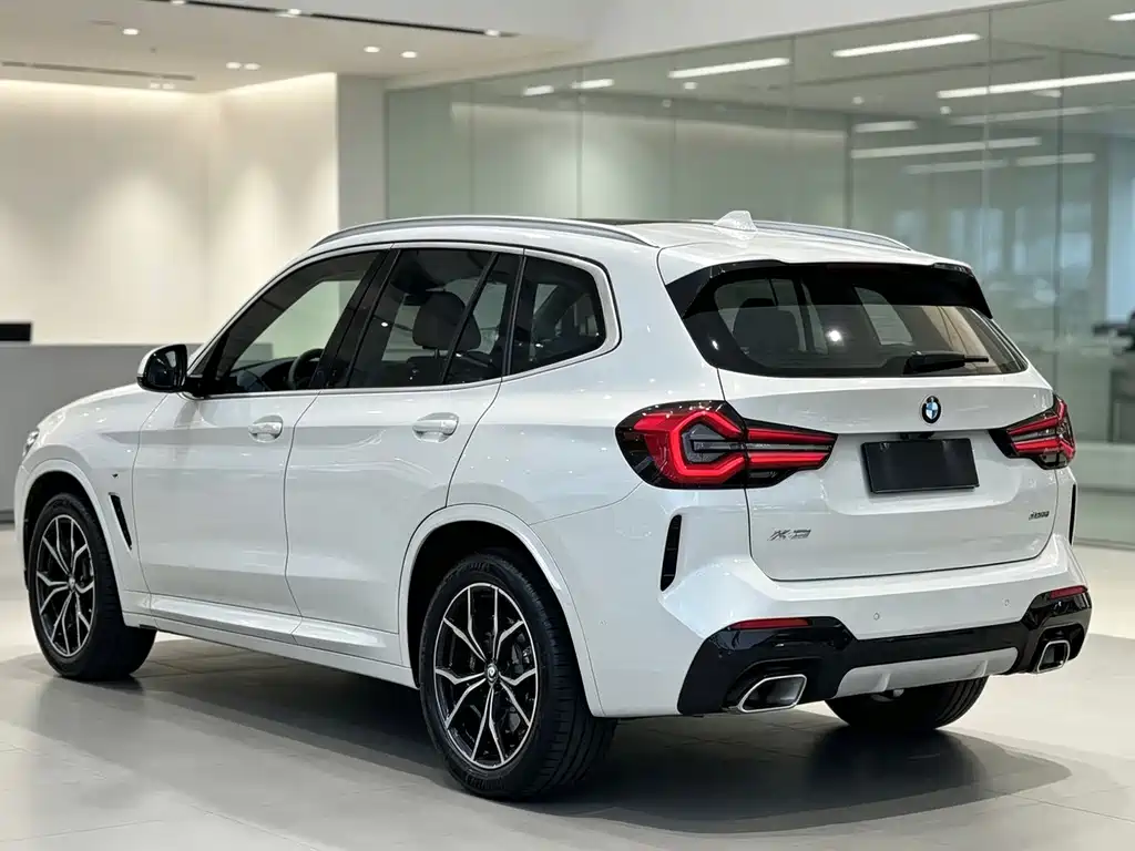 BMW X3 — фото 6