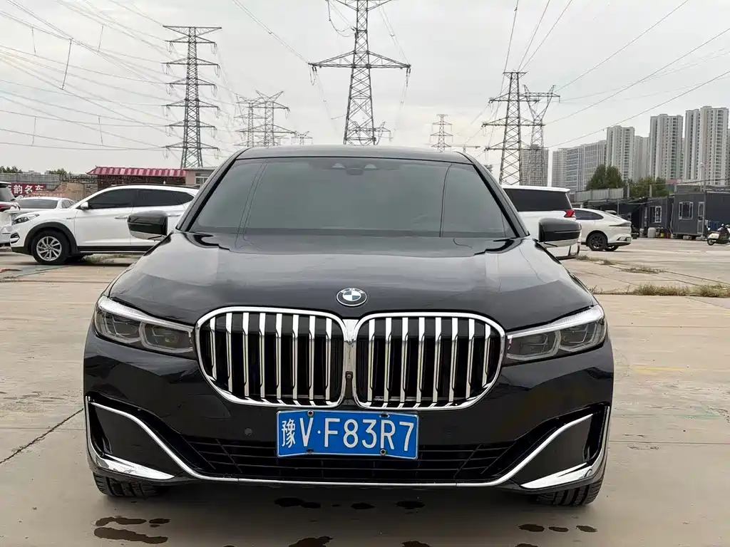 BMW 7 Series — фото 2