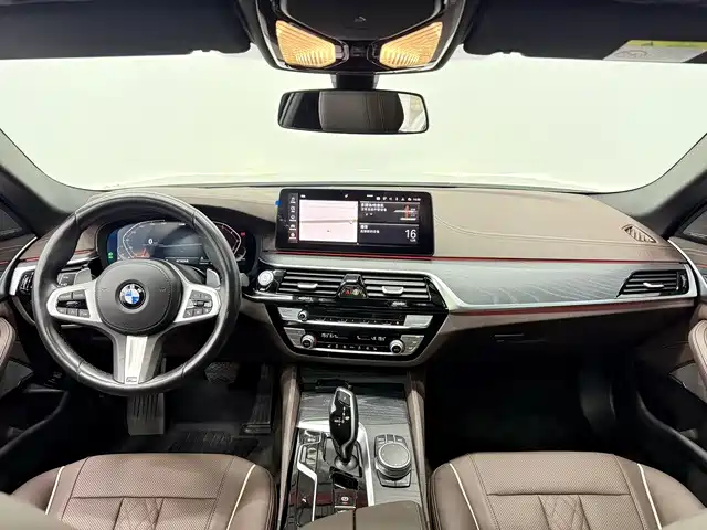 BMW 5 Series — фото 4