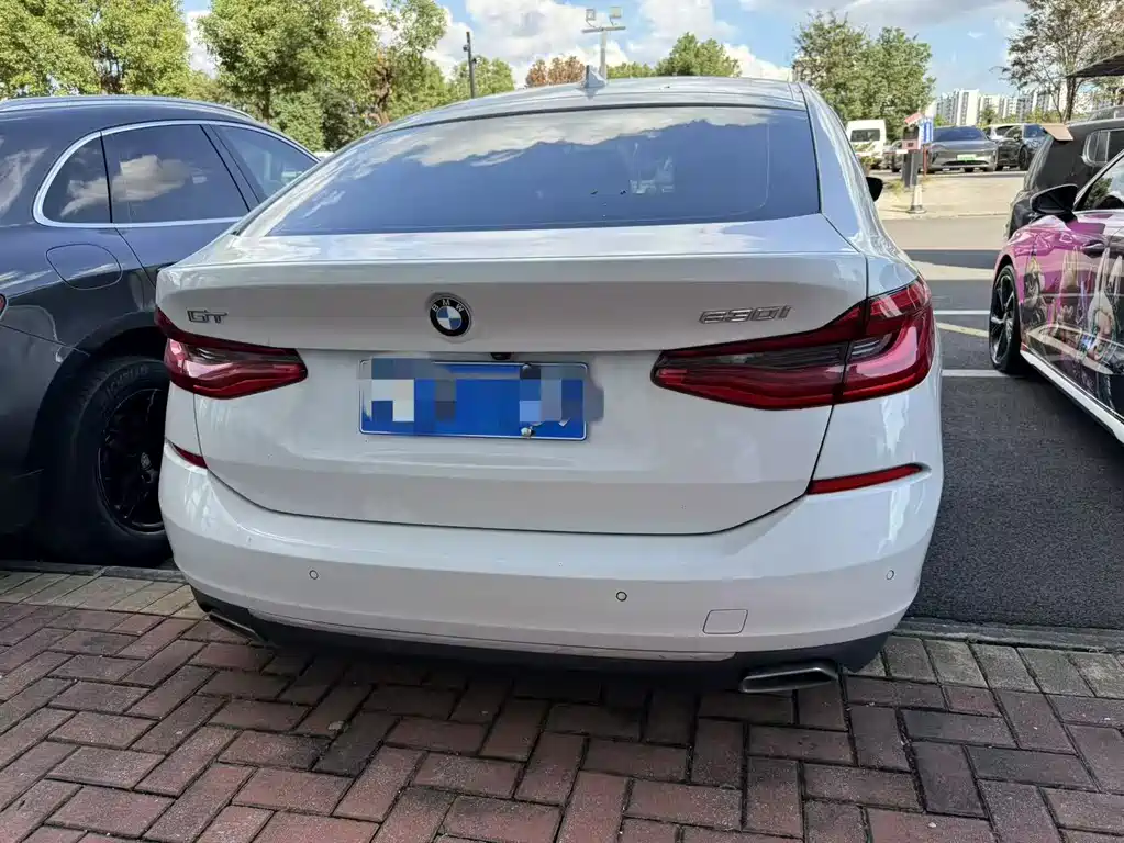BMW 6 Series GT — фото 13