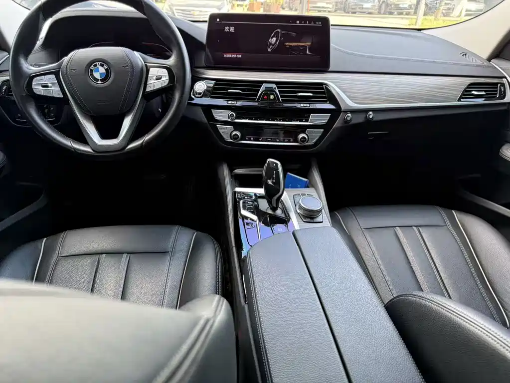 BMW 6 Series GT — фото 8