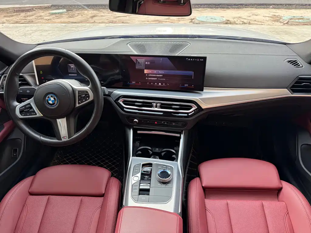 BMW i4 — фото 9