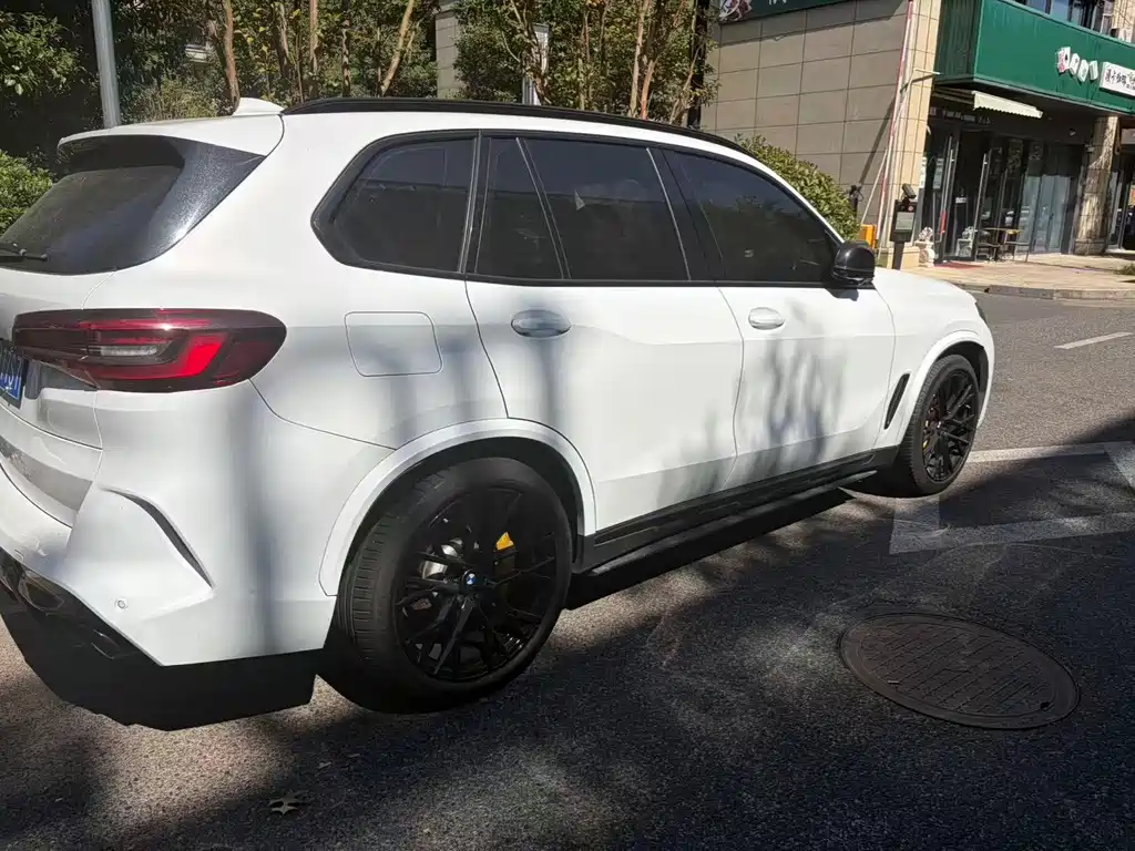 BMW X5 (Import) — фото 4