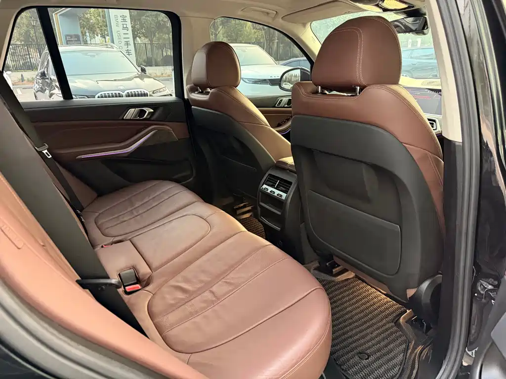 BMW X5 (Import) — фото 21