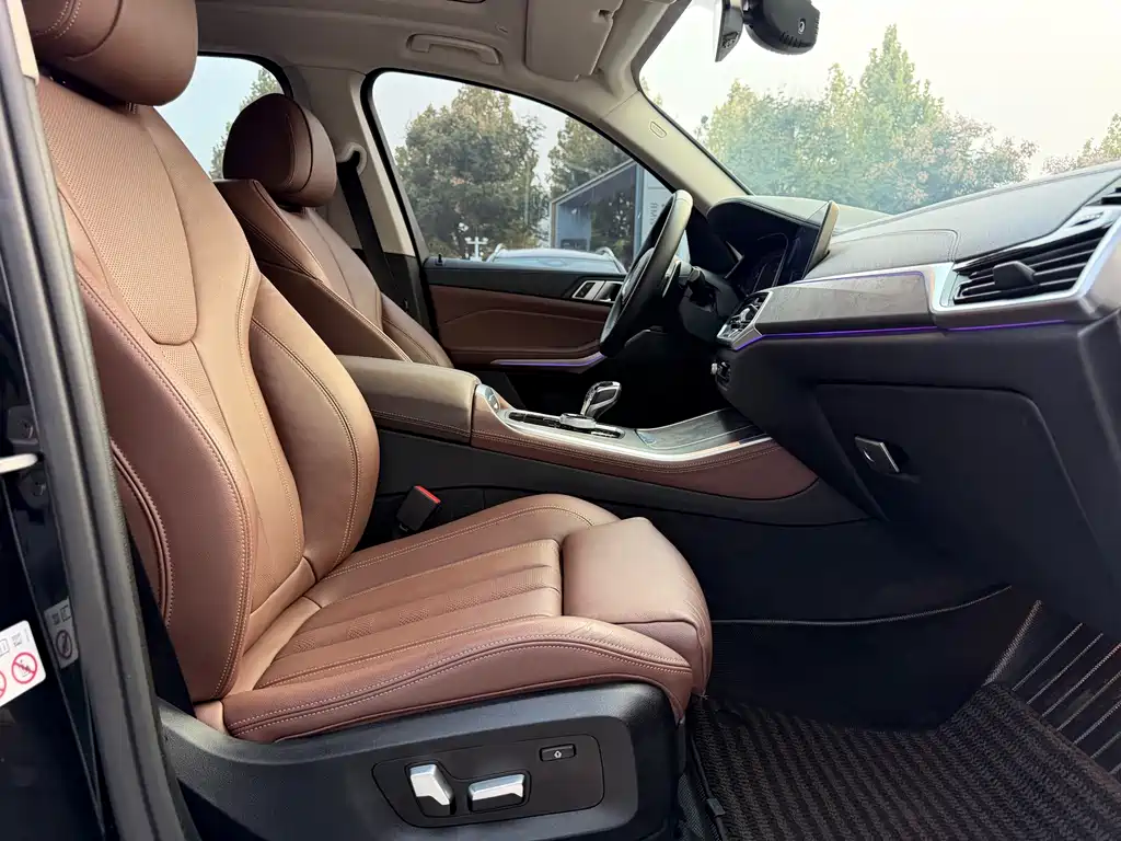 BMW X5 (Import) — фото 23
