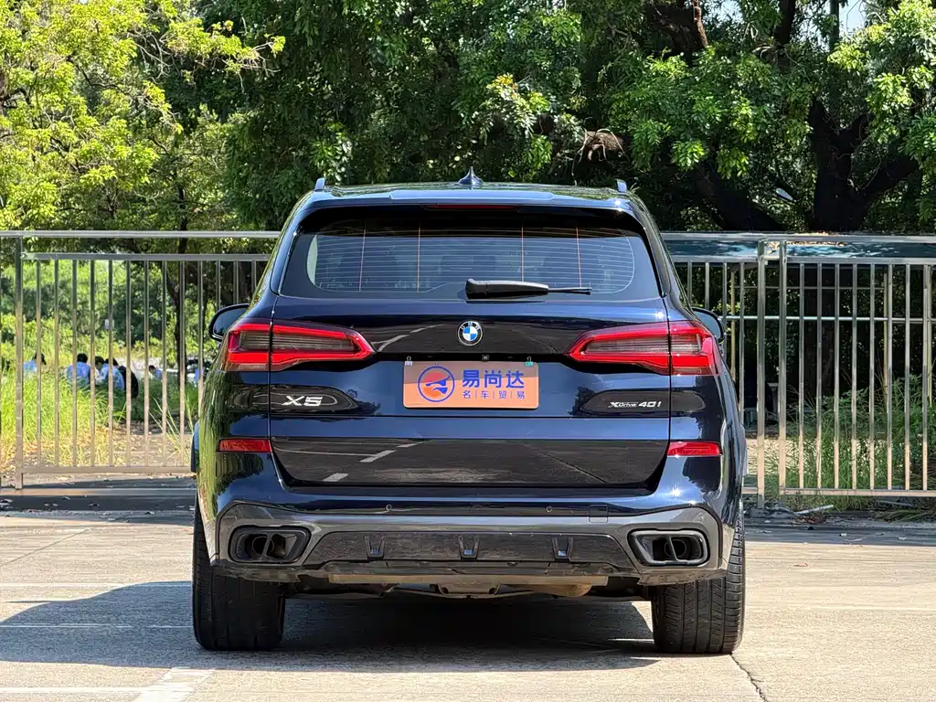 BMW X5 (Import) — фото 4