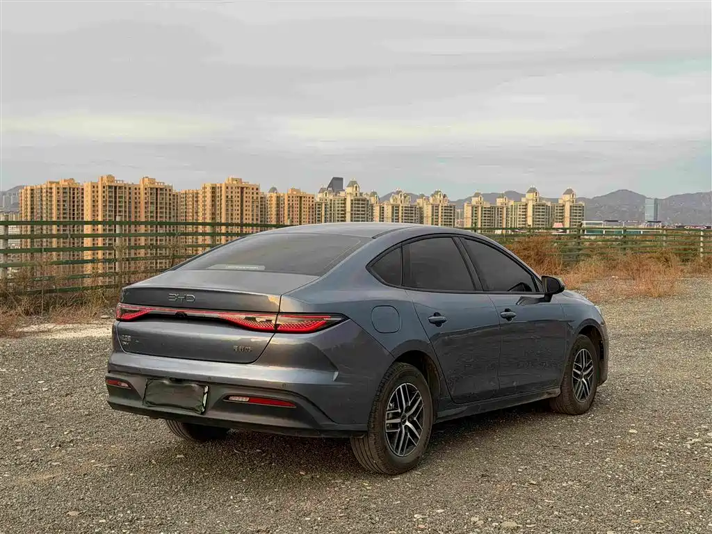 BYD Seal 05 DM-i — фото 4