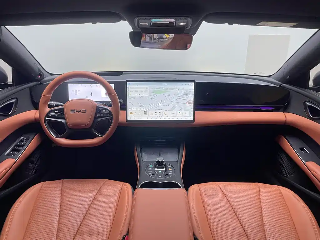 BYD Seal — фото 15