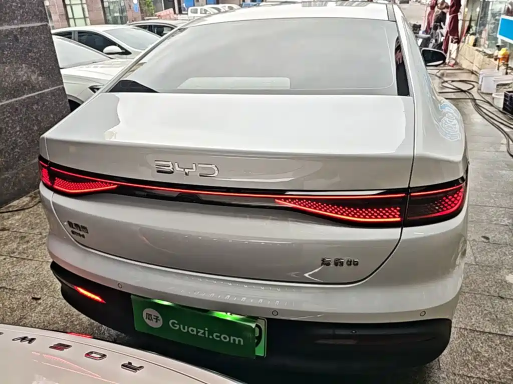 BYD Seal 05 DM-i — фото 5