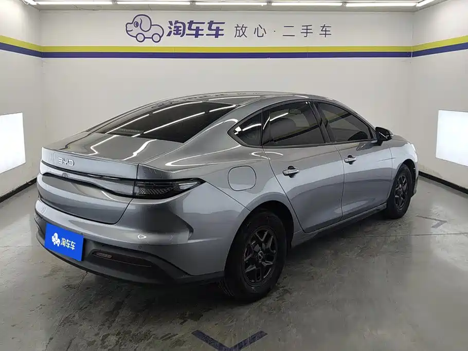 BYD Seal 05 DM-i — фото 3