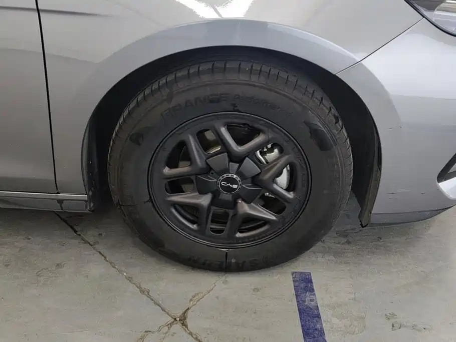 BYD Seal 05 DM-i — фото 6