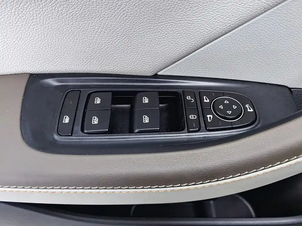 BYD Qin PLUS — фото 9