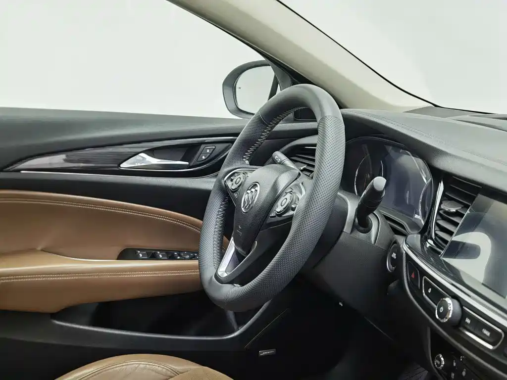 Buick Regal — фото 22