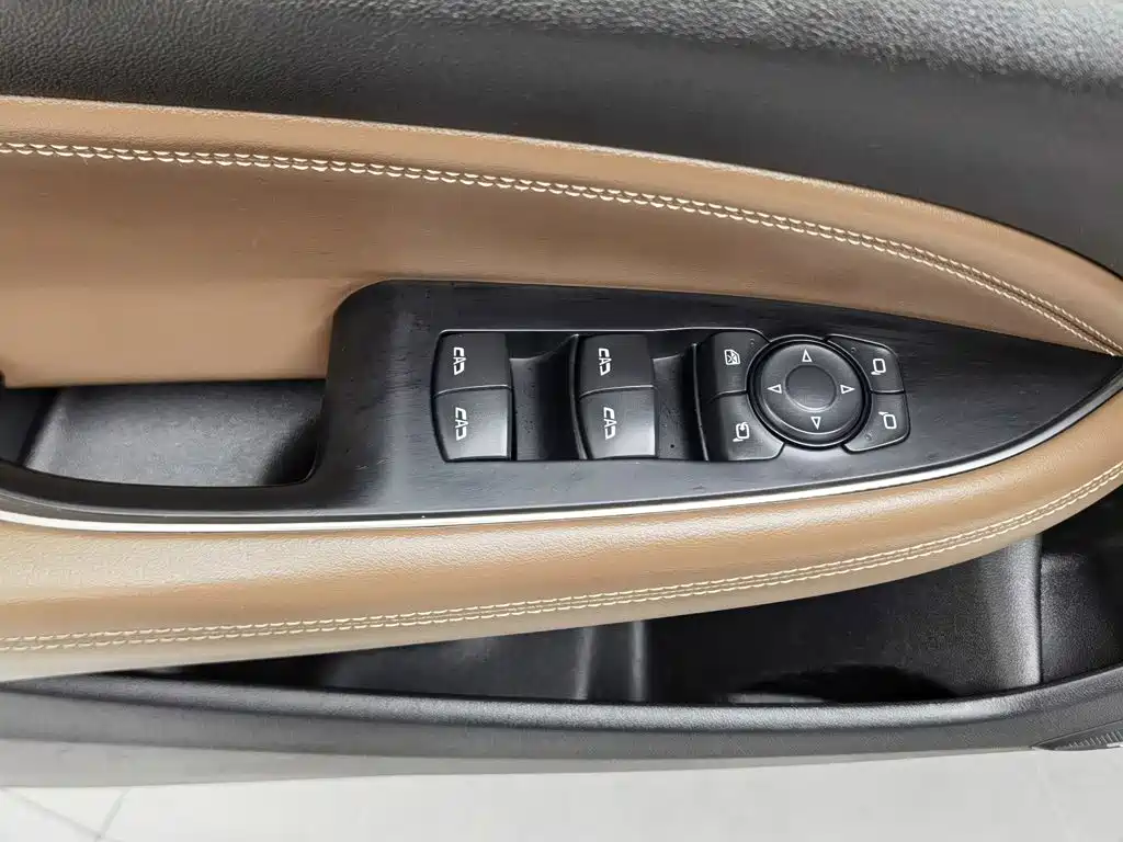 Buick Regal — фото 9