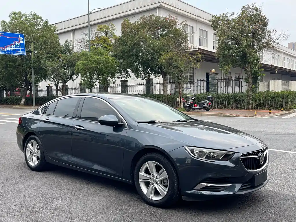 Buick Regal — фото 2