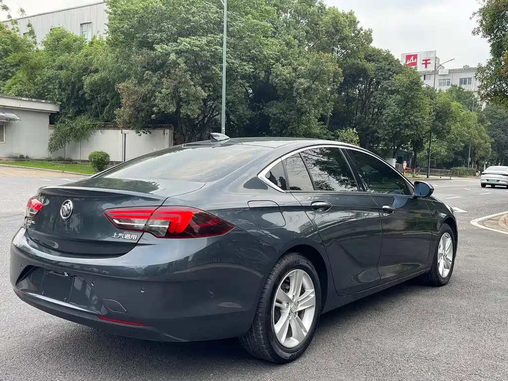 Buick Regal — фото 5