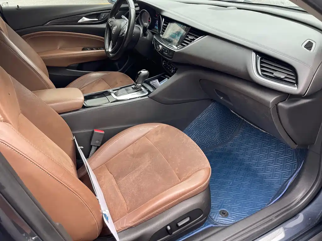 Buick Regal — фото 10