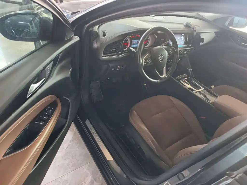Buick Regal — фото 15