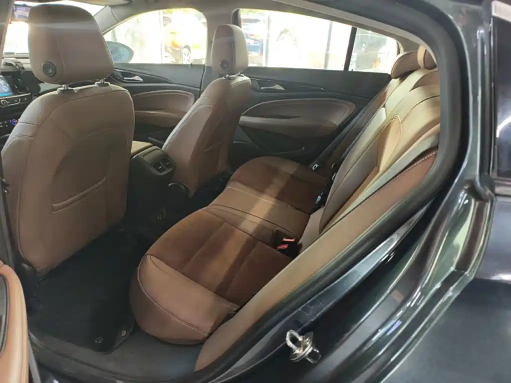 Buick Regal — фото 16