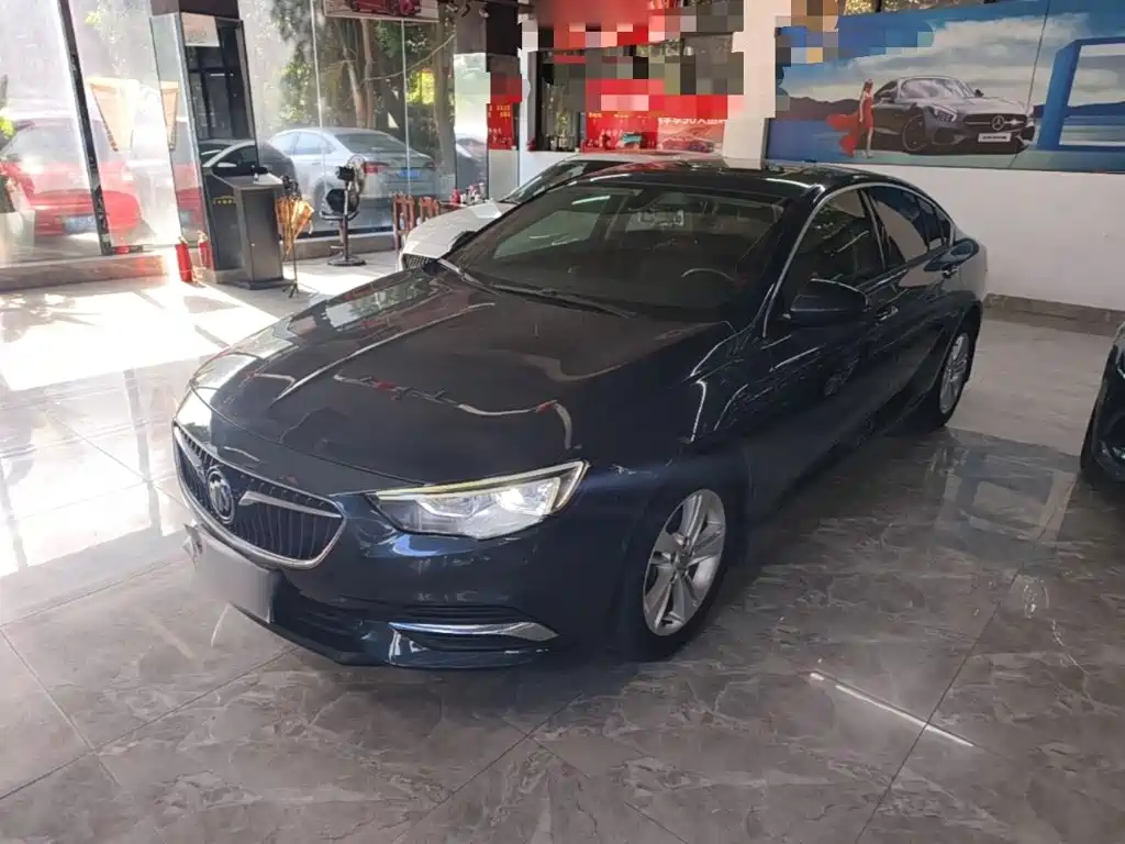 Buick Regal — фото 1