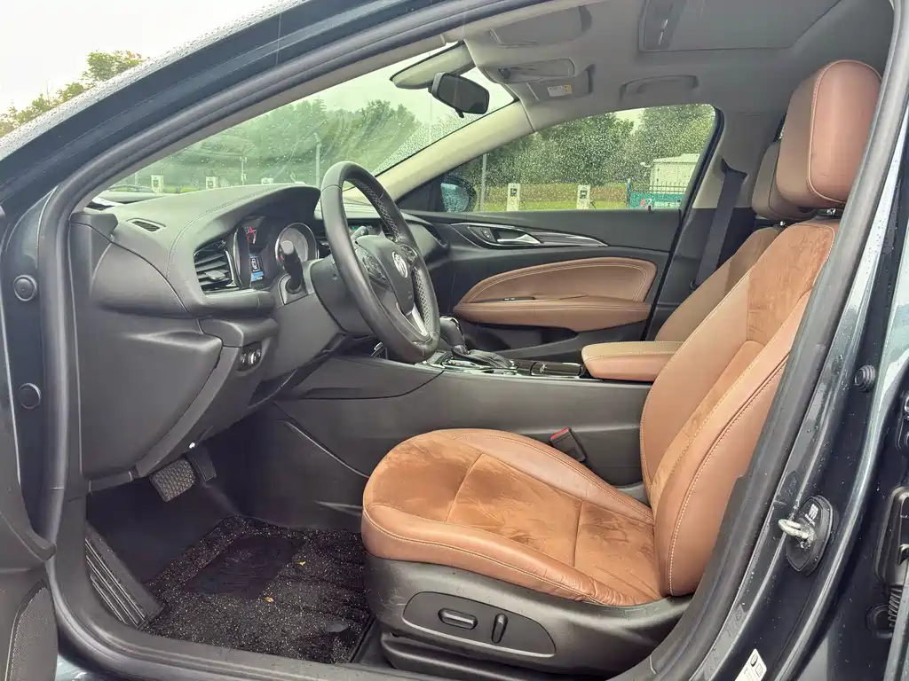 Buick Regal — фото 8
