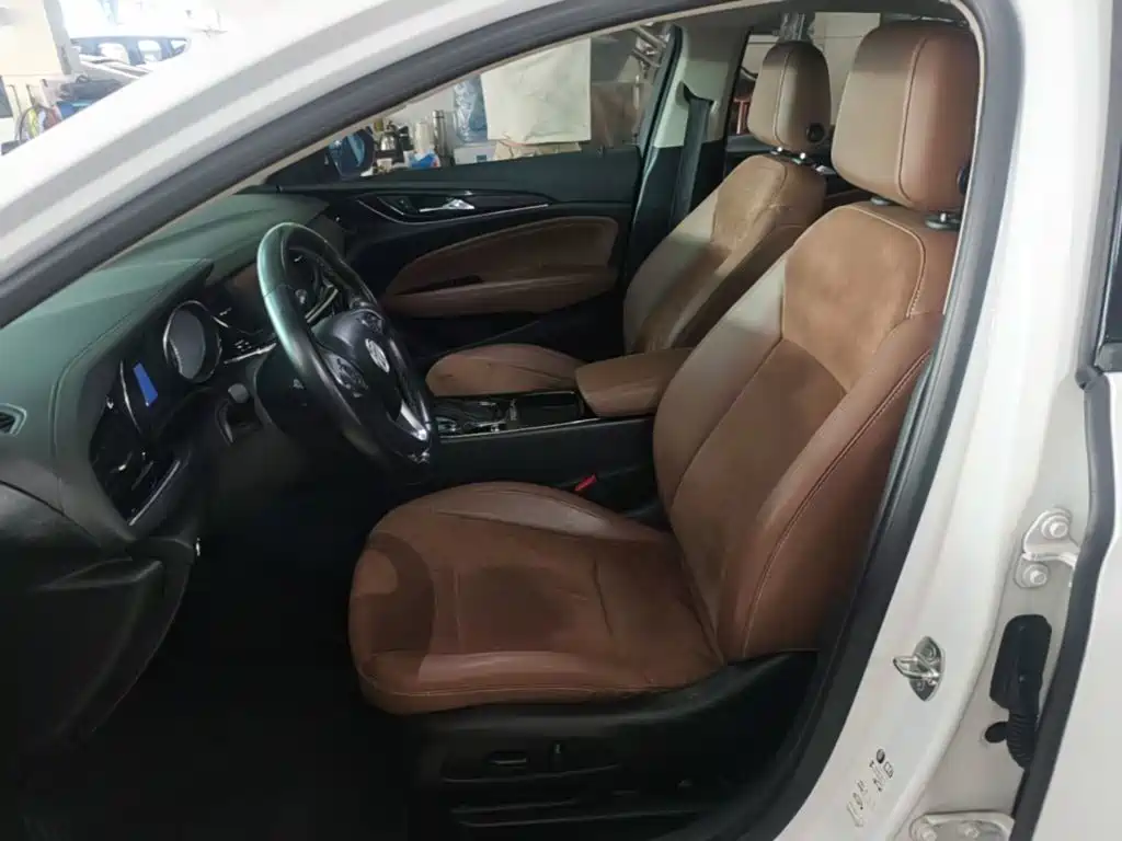 Buick Regal — фото 14