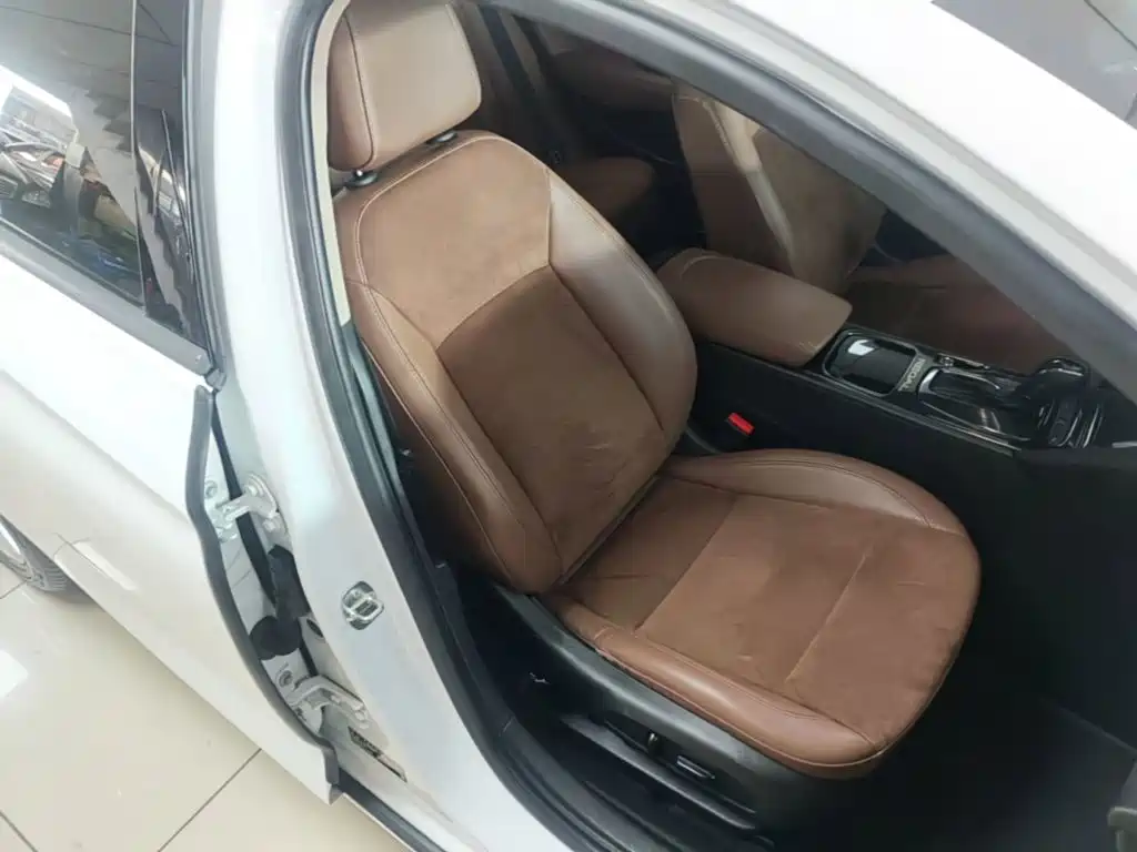 Buick Regal — фото 24