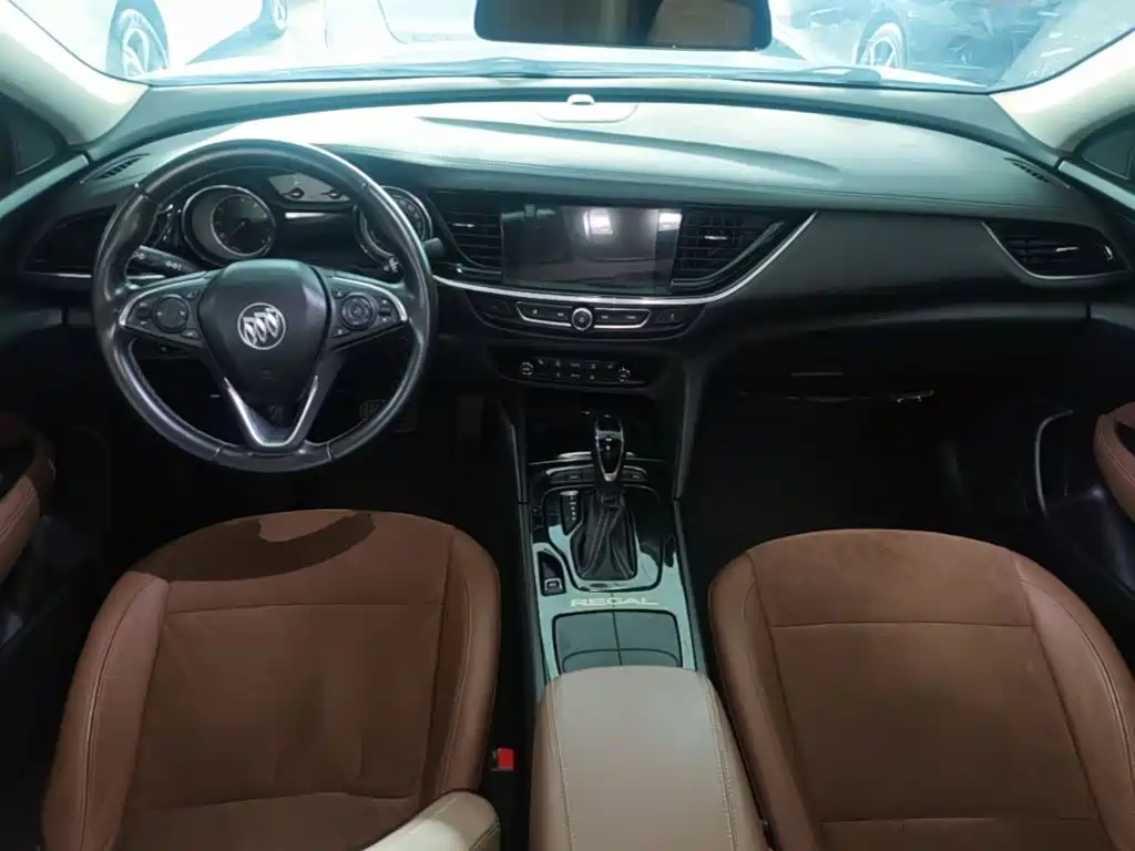 Buick Regal — фото 9