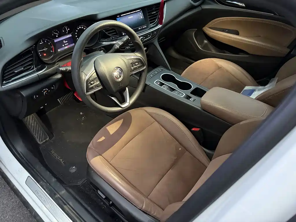Buick Regal — фото 5