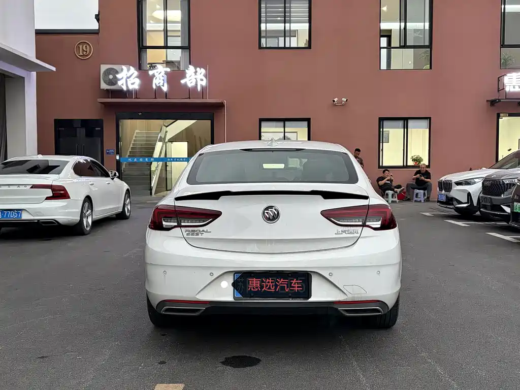 Buick Regal — фото 8