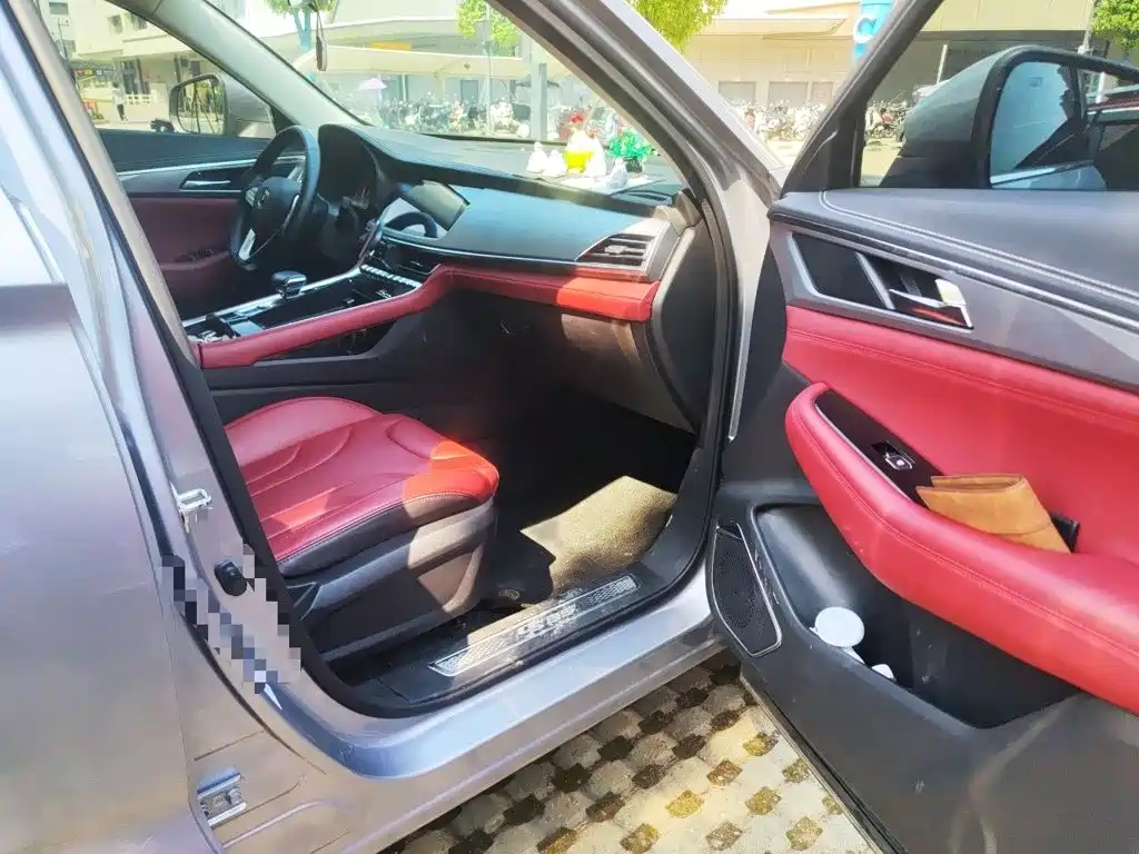 Changan CS85 COUPE — фото 17